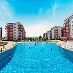 Grand Marina F2 * 圣弗拉斯