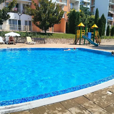 Апартамент Grand Marina Свети Влас